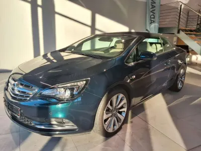Occasion Opel Cascada Ultimate 170 ch (125 kW) 2019 Vert Cabriolet