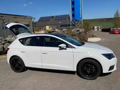 Gebraucht Seat Leon Style 131 PS (96 kW) 2019 Weiß Limousine