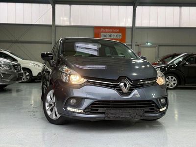 Grau Gebraucht 2018 Renault Clio IV LIMITED Limousine | 8.000 € (Guter Preis)