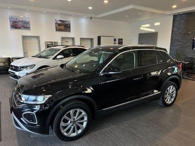 Second-hand VW T-Roc 150 CP (110 kW) 2022 Negru SUV