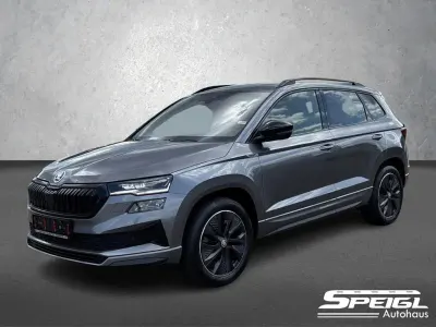 Gebraucht Skoda Karoq SportLine 190 PS (139 kW) 2023 Graphitegrau metallic SUV