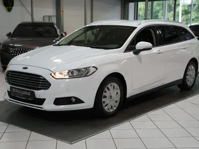 Gebraucht Ford Mondeo 150 PS (110 kW) 2016 Weiß Kombi