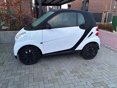 Gebraucht Smart ForTwo Coupé 61 PS (44 kW) 2009 Weiß Coupé