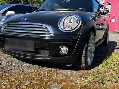 Gebraucht Mini ONE 98 PS (72 kW) 2010 Schwarz Kleinwagen