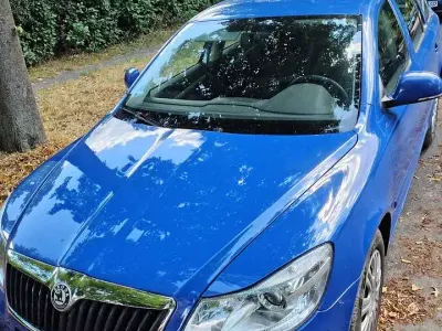 Gebraucht Skoda Octavia Ambiente 105 PS (77 kW) 2009 Blau Kombi