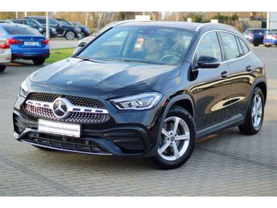 gebraucht Mercedes GLA220 d 4Matic AMG Line/AHK-klappbar/Navigation