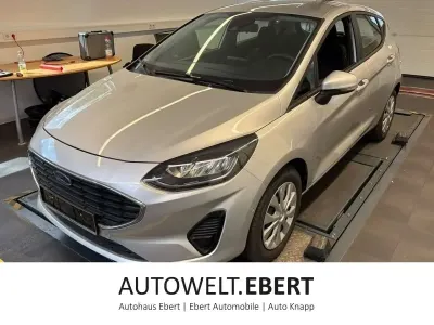 Gebraucht Ford Fiesta Cool & Connect 75 PS (55 kW) 2022 Silber Kleinwagen