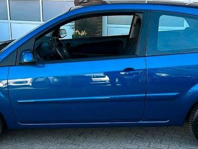 Usata Ford Fiesta Ambiente 69 CV (50 kW) 2008 Blu Utilitaria