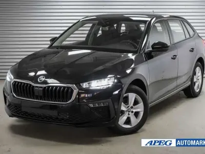 Neu Skoda Scala Selection 116 PS (85 kW) 2025 Schwarz Kleinwagen