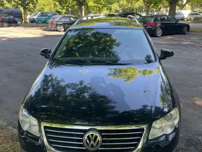 Gebraucht VW Passat Highline 2009 Schwarz Kombi