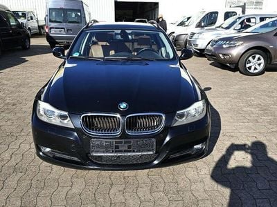 Schwarz Gebraucht 2010 BMW 318 Exclusive Kombi | 5.750 €