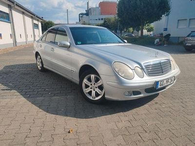 Mercedes E240