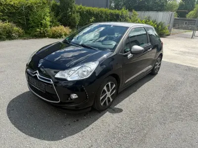 Gebraucht Citroën DS3 Chic 82 PS (60 kW) 2014 Schwarz Kleinwagen