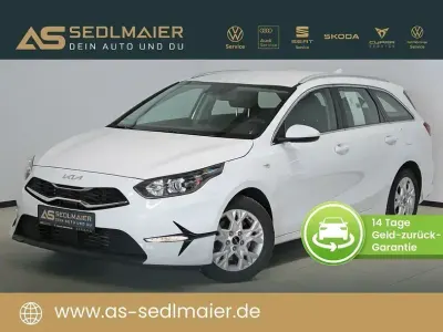 Gebraucht Kia Ceed Sportswagon Vision 136 PS (100 kW) 2023 Weiß Kombi