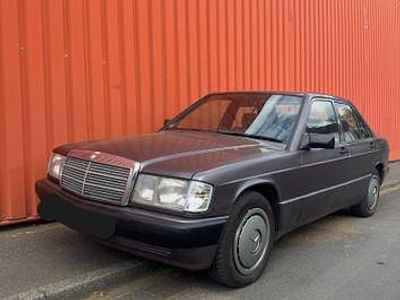 Violet Gebraucht 1991 Mercedes 190 Limousine | 6.650 €