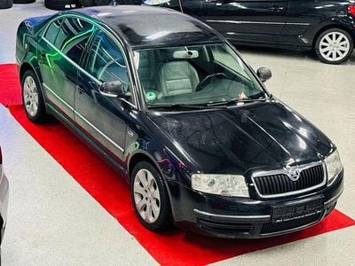 Używany Skoda Superb LAURIN & KLEMENT 163 KM (119 kW) 2008 Czarny Sedan/Limuzyna