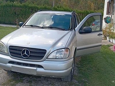 Mercedes ML320