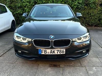 Gebraucht BMW 320 Advantage 190 PS (139 kW) 2017 Braun Limousine