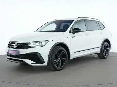 Gebraucht VW Tiguan Allspace R-line 245 PS (180 kW) 2022 Oryxweiss SUV