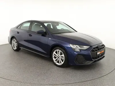 Gebraucht Audi A3 S-Line 85 PS (62 kW) 2025 Blau Limousine