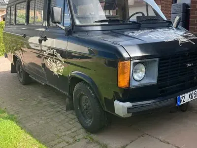 Gebraucht Ford Transit 77 PS (56 kW) 1983 Schwarz Van / Kleinbus