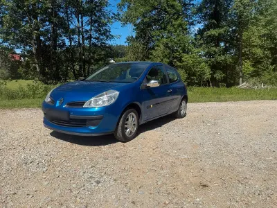 Gebraucht Renault Clio 75 PS (55 kW) 2006 Blau Kleinwagen