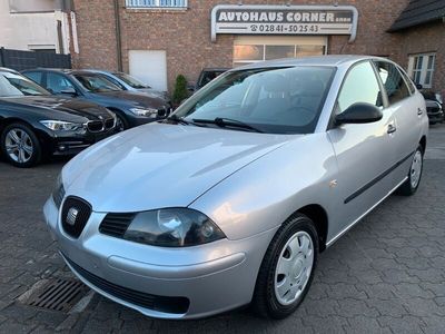 Silber (metallic) Gebraucht 2004 Seat Ibiza Stella Limousine | 2.550 € (Etwas zu teuer)