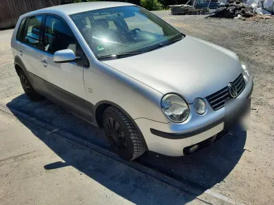 Gebraucht VW Polo 63 PS (46 kW) 2003 Silber Kleinwagen