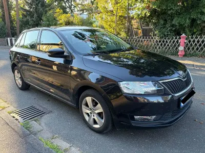 Gebraucht Skoda Rapid Ambition 95 PS (69 kW) 2019 Schwarz Kleinwagen