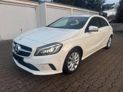 Weiß Gebraucht 2016 Mercedes A180 Limousine | 6.990 € (Fairer Preis)