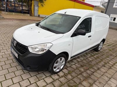Weiß Gebraucht 2017 Dacia Dokker Ambiance Van / Kleinbus | 4.590 € (Fairer Preis)
