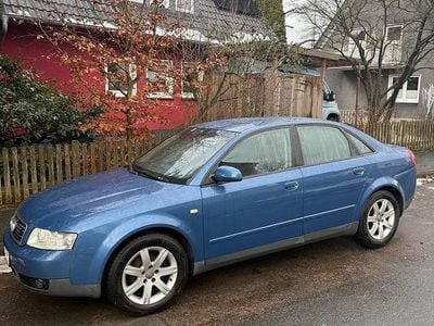 Blau Gebraucht 2002 Audi A4 Limousine | 1.600 € (Guter Preis)