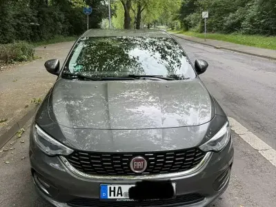 Gebraucht Fiat Tipo Easy 95 PS (69 kW) 2016 Limousine