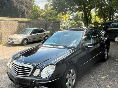 Mercedes E220