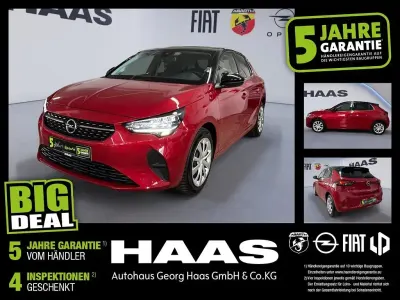 Gebraucht Opel Corsa Elegance 101 PS (74 kW) 2023 Chili rot/kardio rot (metallic) Kleinwagen