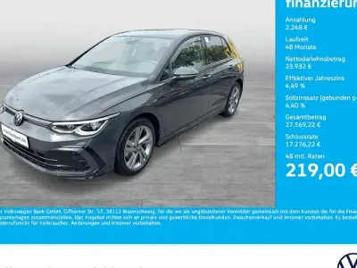 Używany VW Golf VIII R-line 131 KM (96 kW) 2024 Szary Sedan/Limuzyna