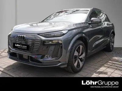 Neu Audi Q6 e-tron Business 314 kW (428 PS) 2026 Grau SUV