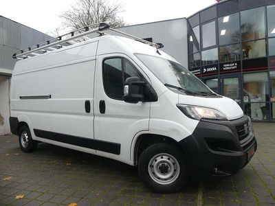 Gebraucht Fiat Ducato 140 PS (102 kW) 2023 Weiss (weiss (pastell)) (metallic) Van