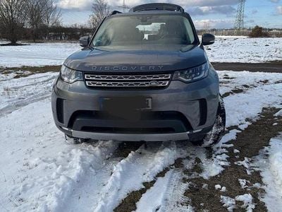 Land Rover Discovery 5