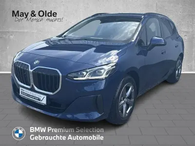 Gebraucht BMW 220 Active Tourer Sport Line 170 PS (125 kW) 2025 Blau Van / Kleinbus