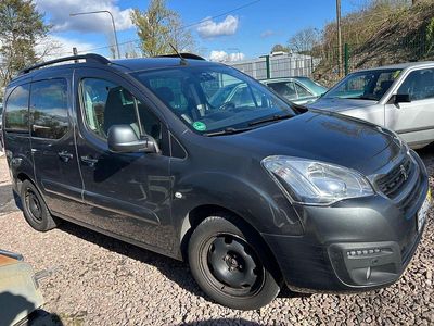 Usata Peugeot TePee Allure 120 CV (88 kW) 2016 Station wagon