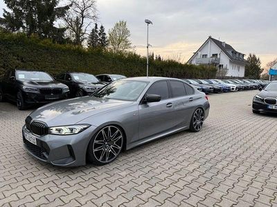 Gebraucht BMW 320 M Sport 190 PS (139 kW) 2023 Skyscraper grau Limousine