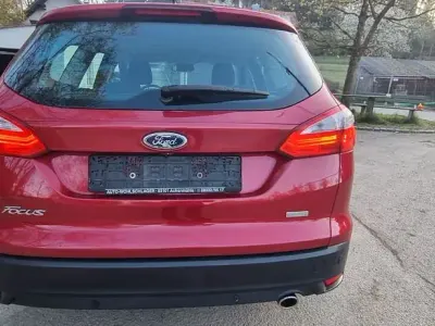 Gebraucht Ford Focus S 150 PS (110 kW) 2014 Rot Limousine
