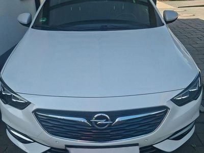 Weiß Gebraucht 2019 Opel Insignia Kombi | 17.850 € (Guter Preis)