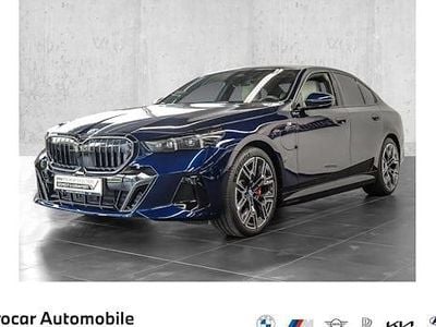 Blau Gebraucht 2024 BMW 550e Comfort Edition Limousine | 72.950 € (Guter Preis)