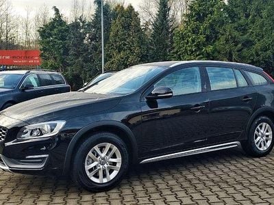 Gebraucht Volvo V60 CC 150 PS (110 kW) 2016 Schwarz Kombi