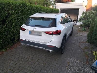 Mercedes GLA250