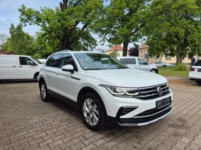 Gebraucht VW Tiguan Elegance 150 PS (110 kW) 2022 Weiß SUV