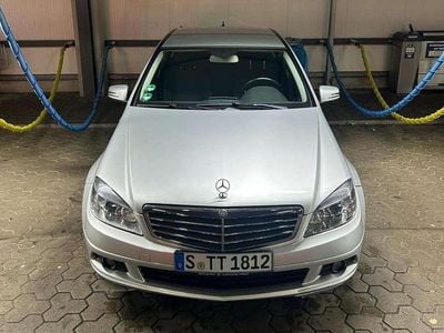 Gebraucht Mercedes C180 156 PS (114 kW) 2010 Silber Limousine