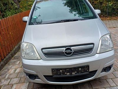 Grau Gebraucht 2009 Opel Meriva Edition Van / Kleinbus | 1.650 € (Guter Preis)